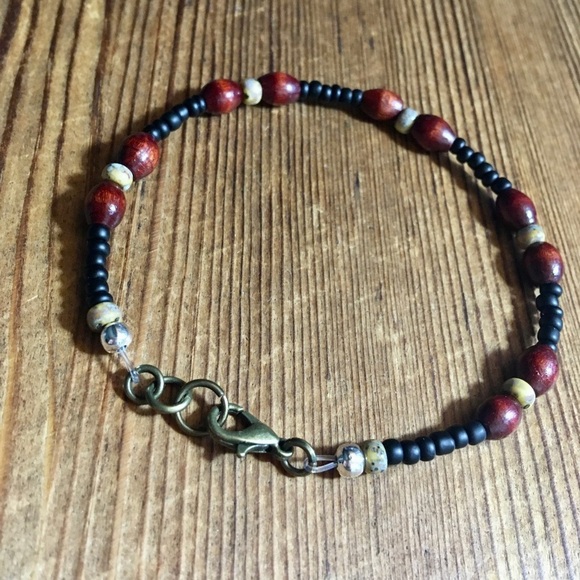 Men's 8 Inch Beaded Bracelet/Black/Wood Beaded Men's Bracelet, Handmade Bracelet - Picture 5 of 6